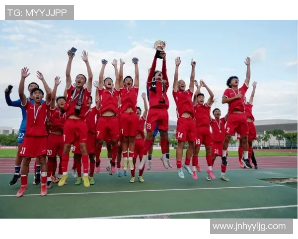 上海足球队的节奏揭秘：激情与梦想交织的绿茵传奇